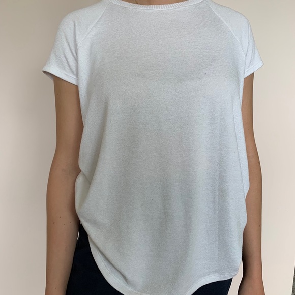 GAP white T-shirt - Picture 2 of 3